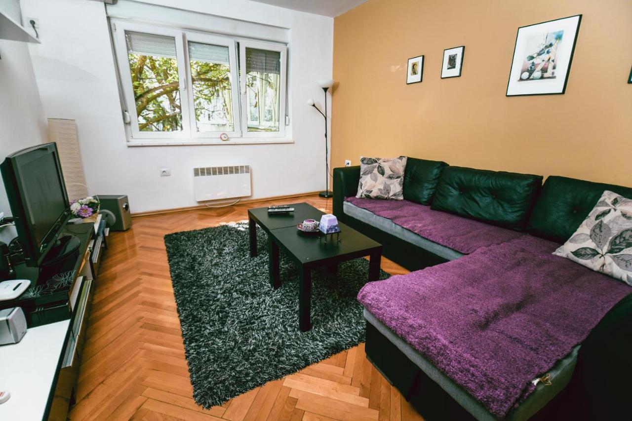 סקופיה Square Vanilla Apartments מראה חיצוני תמונה