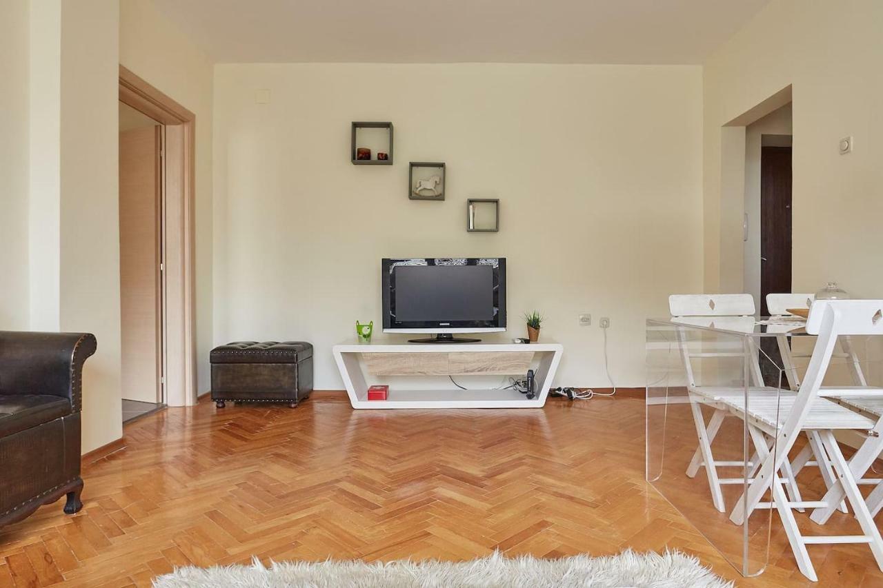 סקופיה Square Vanilla Apartments מראה חיצוני תמונה