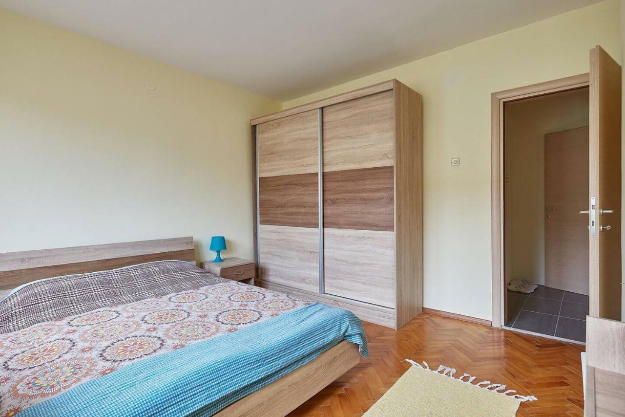 סקופיה Square Vanilla Apartments מראה חיצוני תמונה